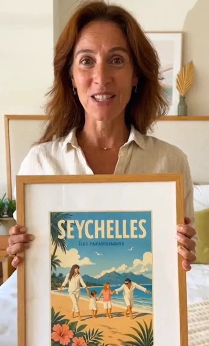 Client avec son poster Seychelles